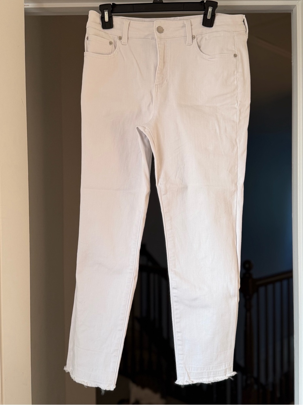 Pistola White Raw Hem Cropped Straight Leg Jeans Size 29